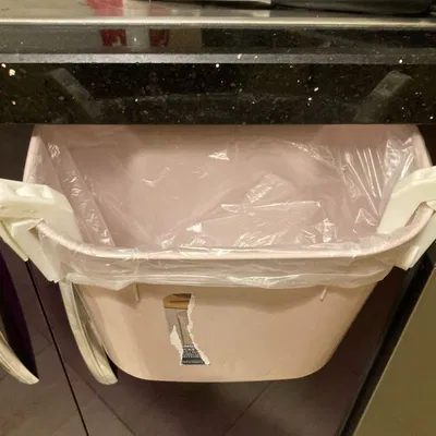 Kẹp Giữ Túi Rác Cho Thùng Rác Nhà Bếp