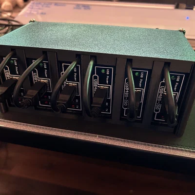 Giá đỡ 6 Bộ chuyển đổi Light-O-Rama USB-485