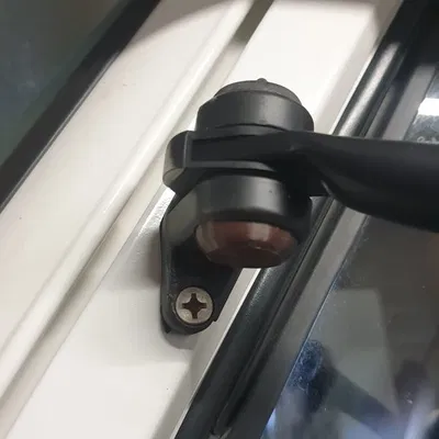 Chụp bản lề gương xe Fiat / Citroen / Peugeot cổ