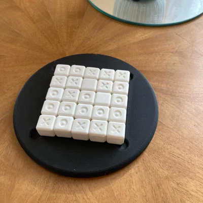 QUIXO (Cờ Caro Nâng Cao)