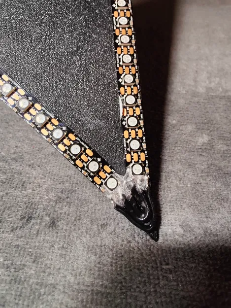 Hướng dẫn Tự Chế Công Cụ Vẽ Ánh Sáng LED Hình Tam Giác Chuyên Nghiệp - Image 6