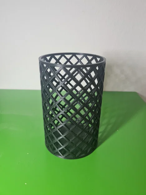 Hộp Cắm Bút Tổ Ong - Image 1