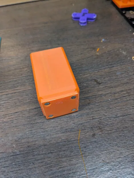 Hộp Đựng Pin 1x1 Gridfinity Cho Máy Hàn Weller - Image 2