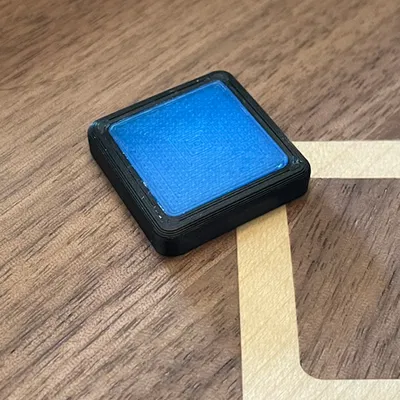 Quân cờ thay thế cho Rubik's Race