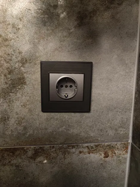 Tấm Che Ổ Cắm Lớn 100x100mm - Image 1