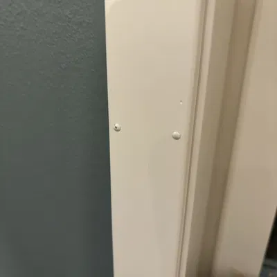 Chỗ gắn nút bấm nam châm