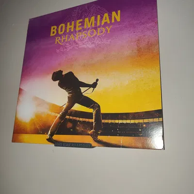 Giá Treo Tường Vinyl Tùy Chỉnh Được