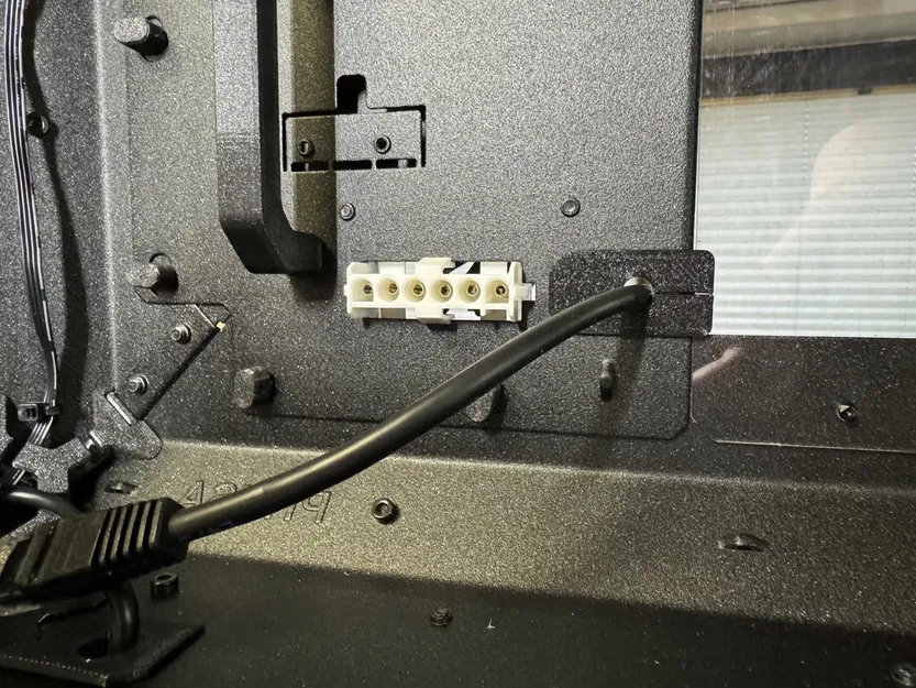 Nắp luồn dây cáp cạnh PSU - Image 1