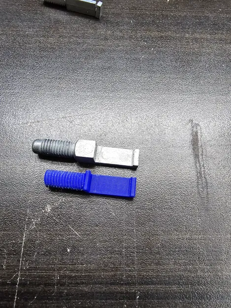 Chốt khóa thay thế cho bộ vuông kết hợp hiệu Johnson - Image 2