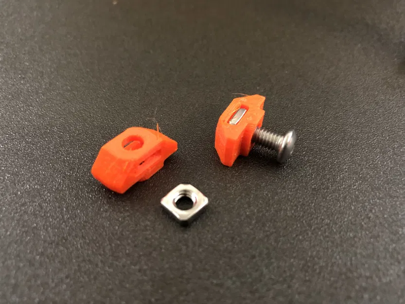 Đai ốc T cho thanh nhôm 3030 với đai ốc vuông M4 - Image 1