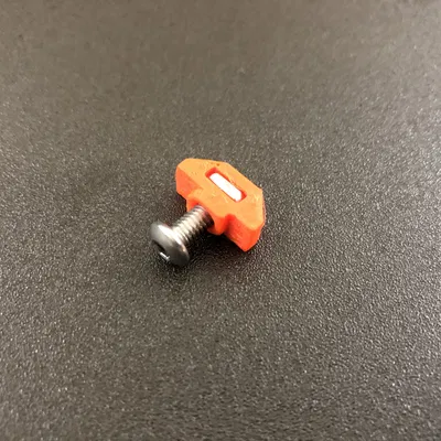 Đai ốc T cho thanh nhôm 3030 với đai ốc vuông M4