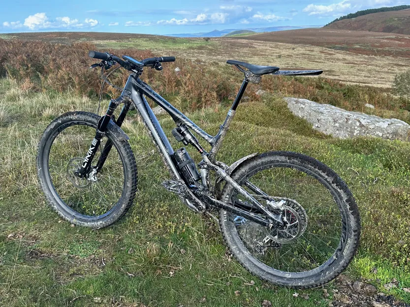 Chắn Bùn Đít Xe Đạp Địa Hình (MTB Butt Guard) - Image 2