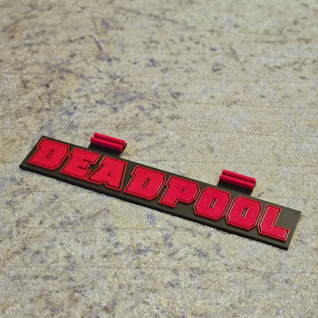 Chân đế biển Deadpool - Image 2