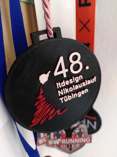 Huy chương từ các giải chạy bộ / Medals from running event - Image 1