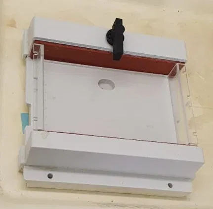 Núm vặn khay đúc gel Agarose - Image 1