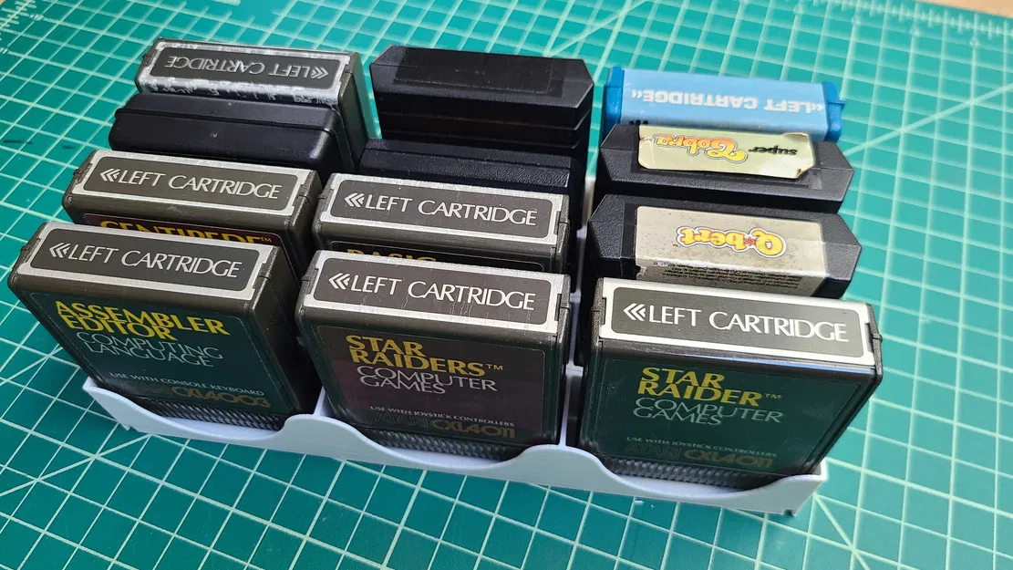 Kệ Đựng Băng Game Atari 400/800/XE - Image 1