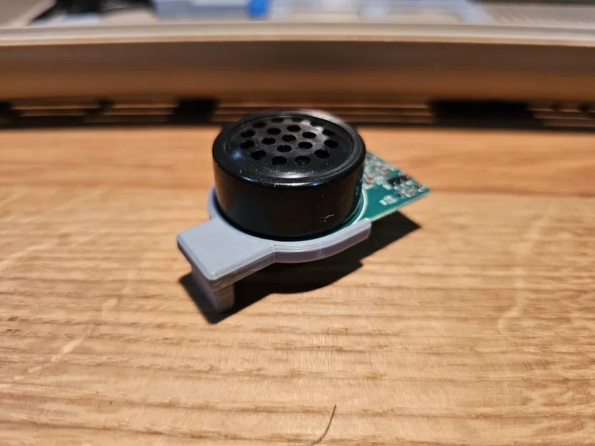 Ultimate 64 - Giá đỡ Loa - Image 2