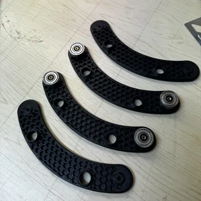 Giá Đỡ Cuộn Filamen Hình Chuối V1