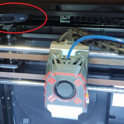 Kẹp Camera Logitech C270 cho Qidi X Max 3