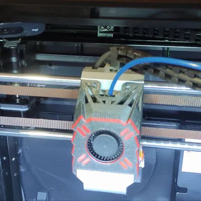 Kẹp Camera Logitech C270 cho Qidi X Max 3