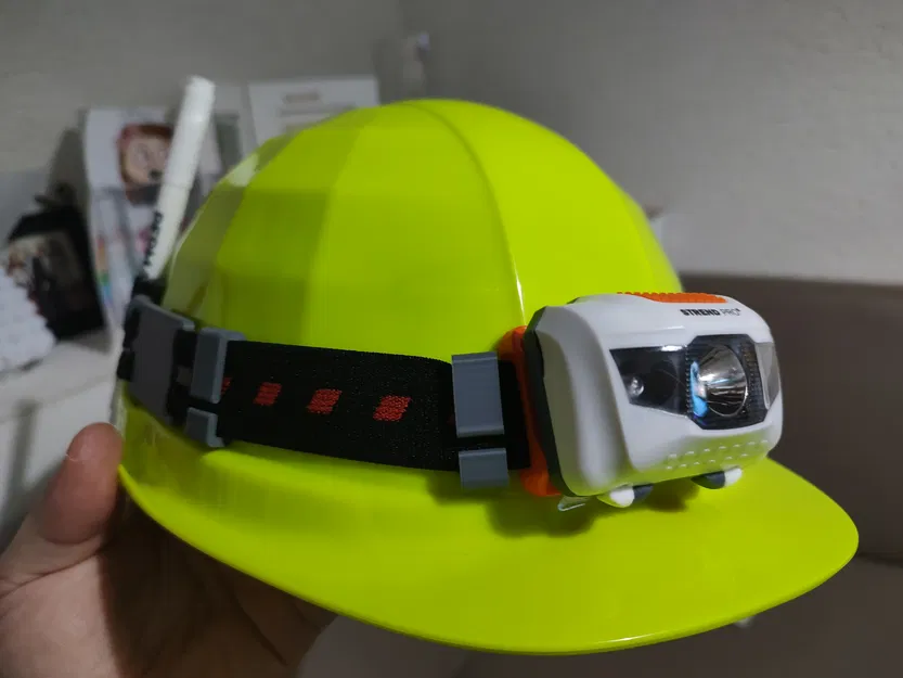 Kẹp gắn đèn pin đội đầu cho nón bảo hộ - Image 1