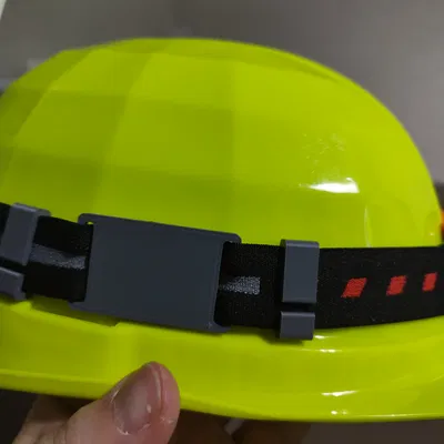 Kẹp gắn đèn pin đội đầu cho nón bảo hộ