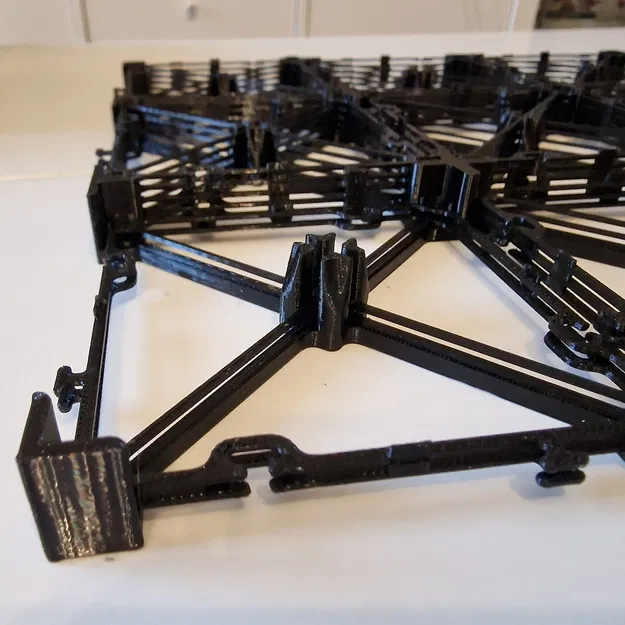 Chống Cờ Bạc Tại Ngôi Nhà Trên Đồi Phiên Bản 3 Lưới Nhà - Image 3