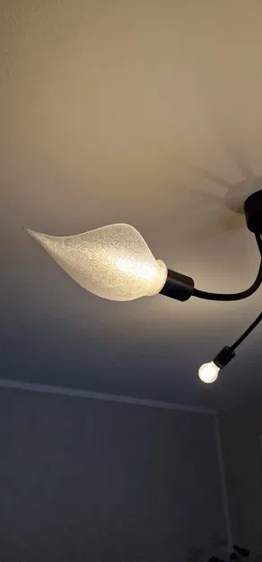 Chao đèn cong cong xù xì - Image 1