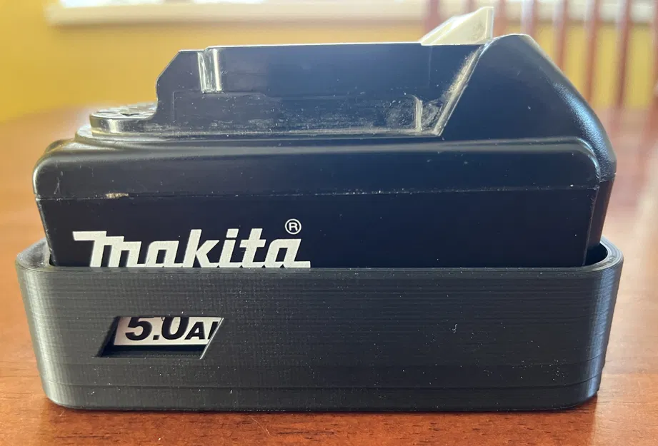 Vỏ pin Makita 18V kèm nam châm giữ pin/dụng cụ trên bề mặt kim loại - Image 9