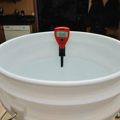 Kẹp Giữ Máy Đo pH Hanna Cho Thùng 5 Gallon
