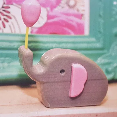 Voi Con Tuổi Mới (Birthday Elephant)