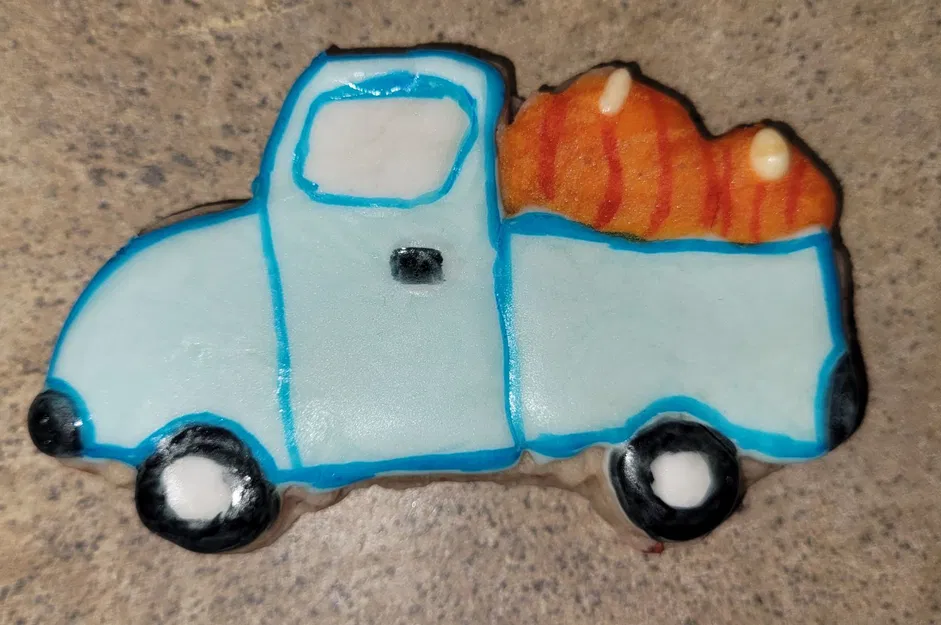 Khuôn Cắt Bánh Quy Hình Xe Tải Bí Ngô - Image 1