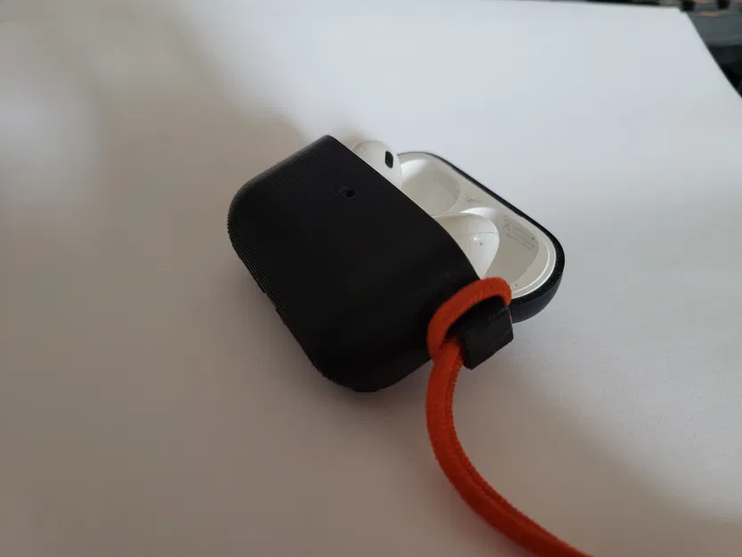 Vỏ Đáy Apple Airpod Pro & Lỗ Luồn Dây - Image 1