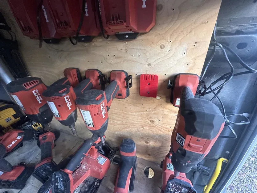 Giá Treo Dụng Cụ Hilti NURON 22V - Image 1
