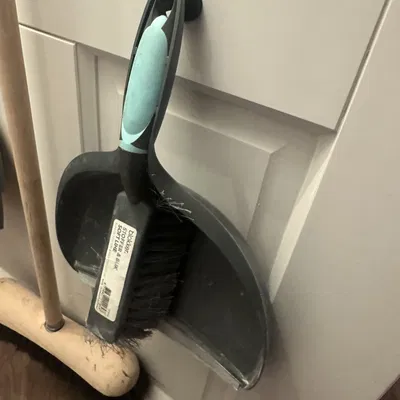 Móc treo tường/cửa có đế âm