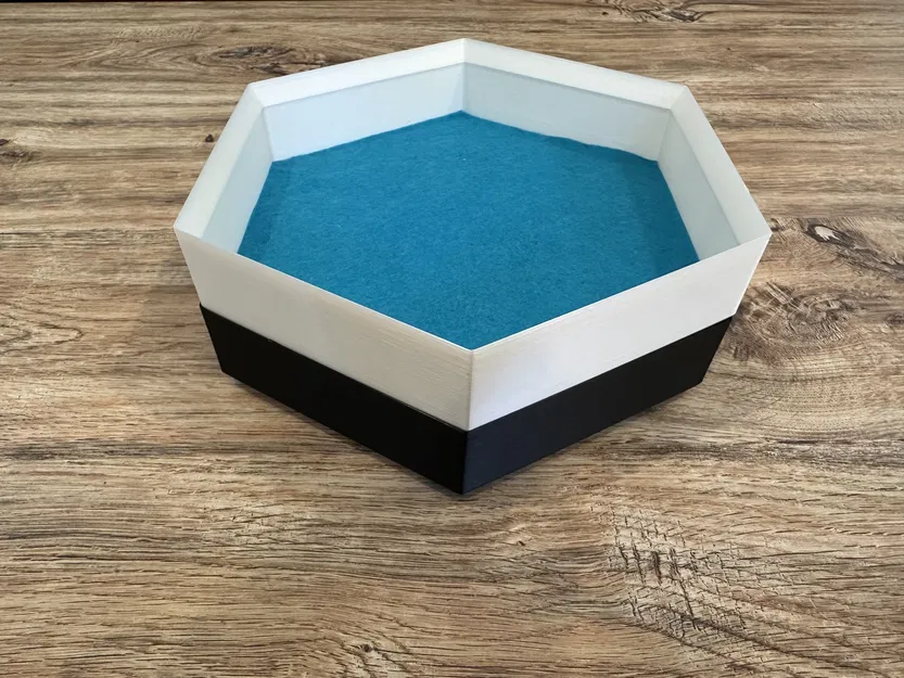 Khay Xúc Xắc Lục Giác Xếp Chồng (có khuôn dán nỉ) - Image 1