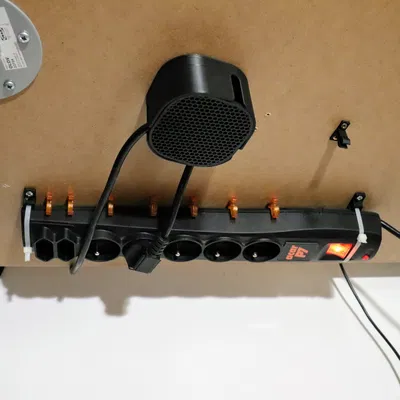 Dụng cụ giữ và sắp xếp dây cáp