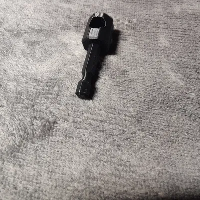 Bộ chuyển đổi dây-mũi khoan