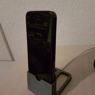 Đế điện thoại iPhone 5 cho điện thoại có ốp lưng