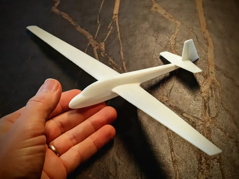 Mô hình trưng bày ASK13 - Image 1