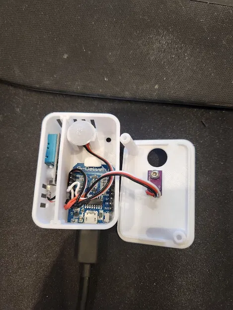 Hộp Cảm Biến Home Assistant / ESP Home V2 (Chuyển động / Nhiệt độ / Độ ẩm / Ánh sáng) - Image 4