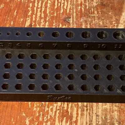 Giá đỡ để bàn cho đầu vít và mũi khoan