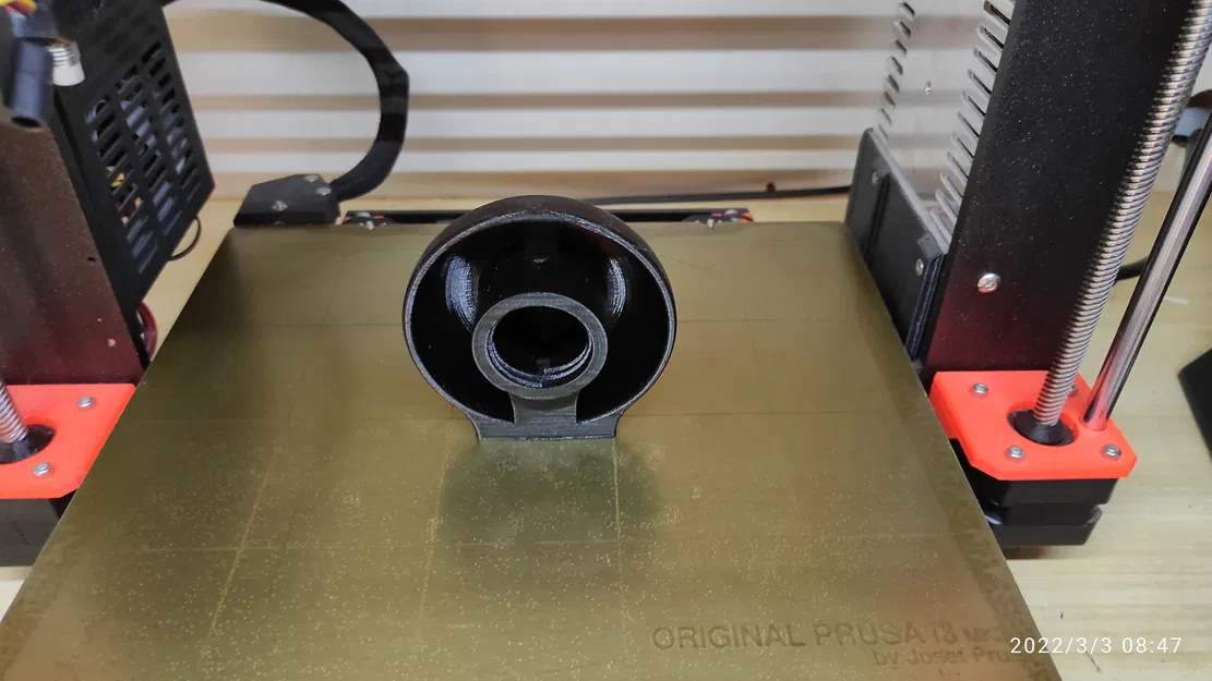 Máng uống nước cho gà và gà con gắn tường bằng chai PET - Image 3