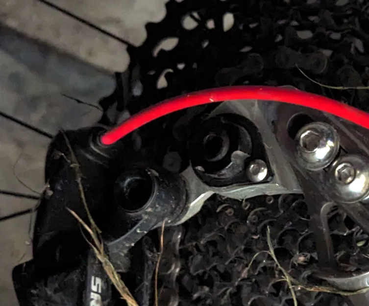 Giá Đỡ Êtông Trục Bánh Xe SHIFT-UP Cho Xe Đạp Savage - Image 1