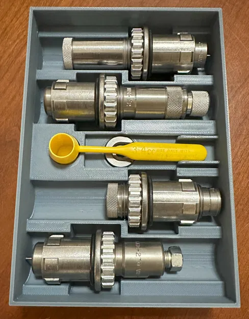 Hộp Đựng Khuôn Nạp Đạn Lee Cho Vòng Khóa Hornady LNL - Image 1