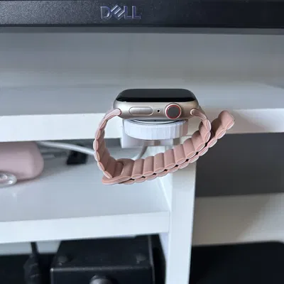 Kẹp Sạc Apple Watch Cho Kệ Bàn
