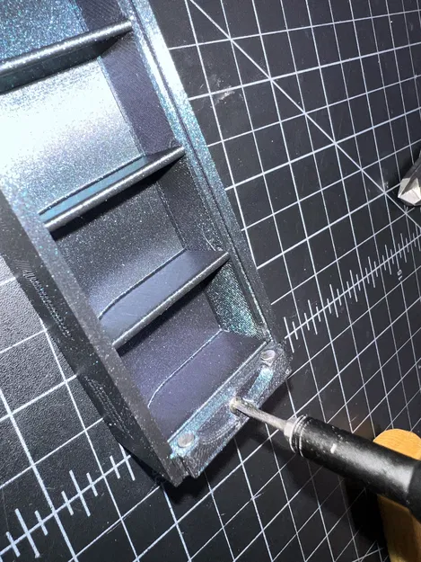 Hộp Đựng Thuốc Cỡ Trung Phiên Bản - Image 11