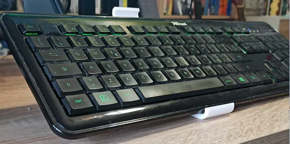 Chân Đế Điều Chỉnh Độ Nghiêng Bàn Phím Máy Tính - Image 2