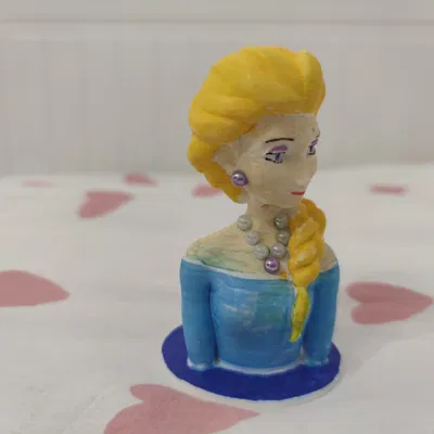Tượng Bán Thân Elsa - Frozen. Không có chữ khớp đế Anna.