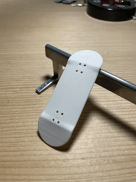 Ván Fingerboard Deck - Image 1